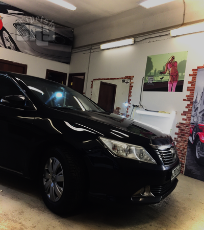 Перетяжка салона Toyota